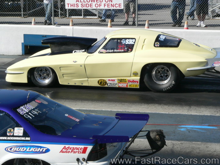 Cream-Colored 1963 Corvette Staged Cream-Colored 1963 Corvette Staged